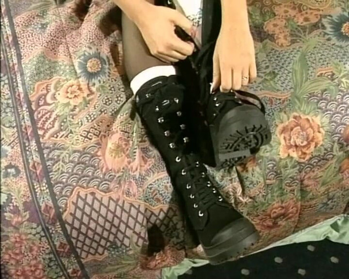 YOUR FIRST PORN: 大きな胸を持つかわいいティーンたち - ソフトクリップ