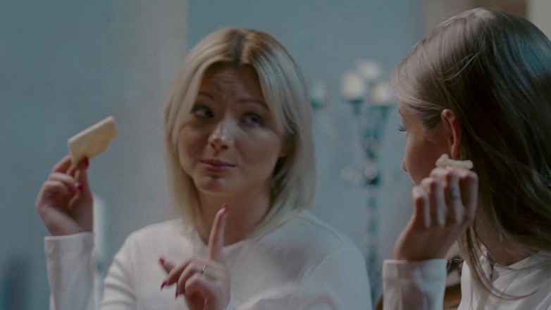 MixedX: Nữ tu teen đồng tính nóng bỏng Tiffany và Zazie thích...