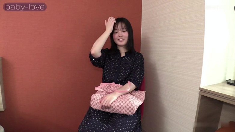 TOKYO HONEY TRAP: Mako, 152cm: Small in Stature, Unforgettable in Every Other Way