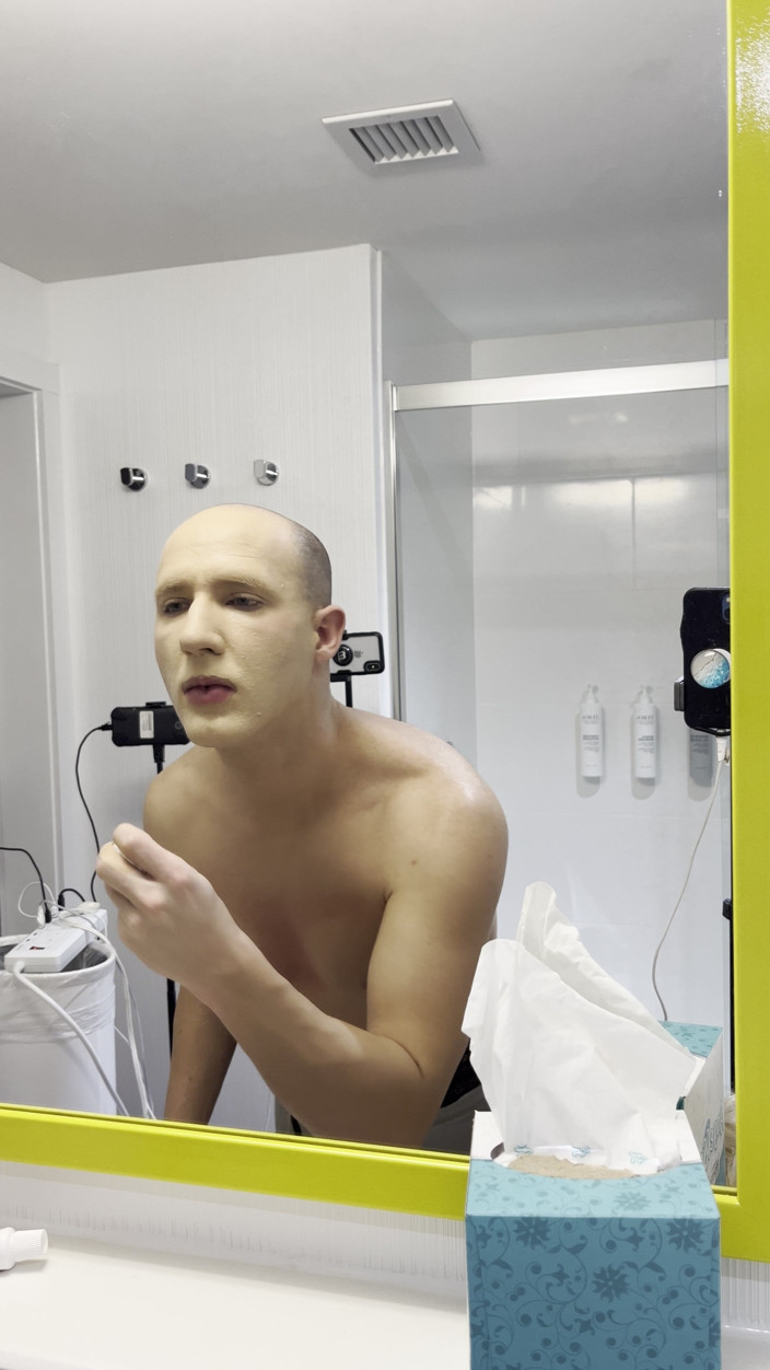 Sissy Bailey Wilde: Bărbat la blondă frumusețe feminină makeover Transformare
