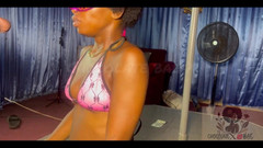 Naturelle Chocolat: Ik heb hem een privédans gegeven