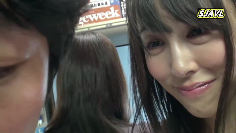 Studio JAV Launcher: Married Woman Presses Against Me on a Packed Bus. - C