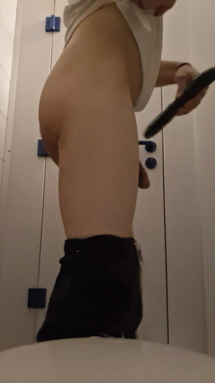 Sysi: I Want a Big Cock.