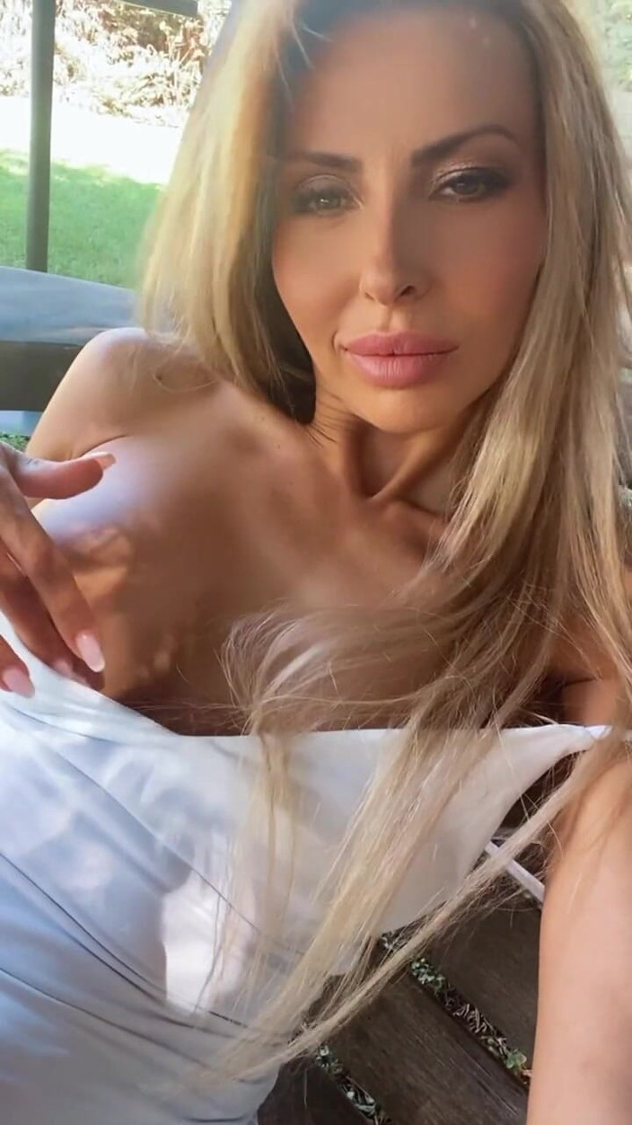 Diana Gabrovska: Diana Seduction
