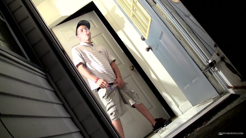 Boys Smoking: Drac 연기와 거대한 정액!