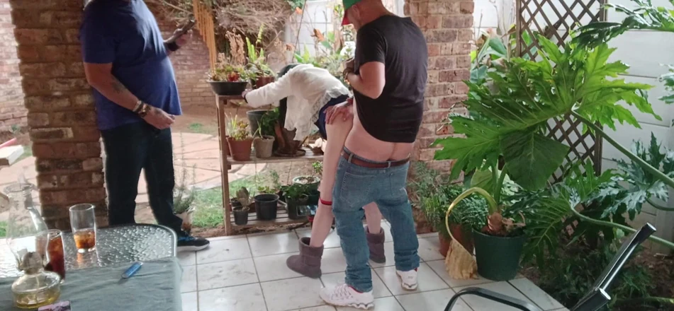 Bigjoefuckalott: Follamos a nuestra hermanastra