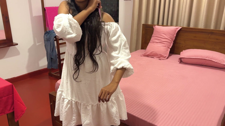 Kellaimai: Hot Desi College Girl Fucked &amp; Cum on Her Face