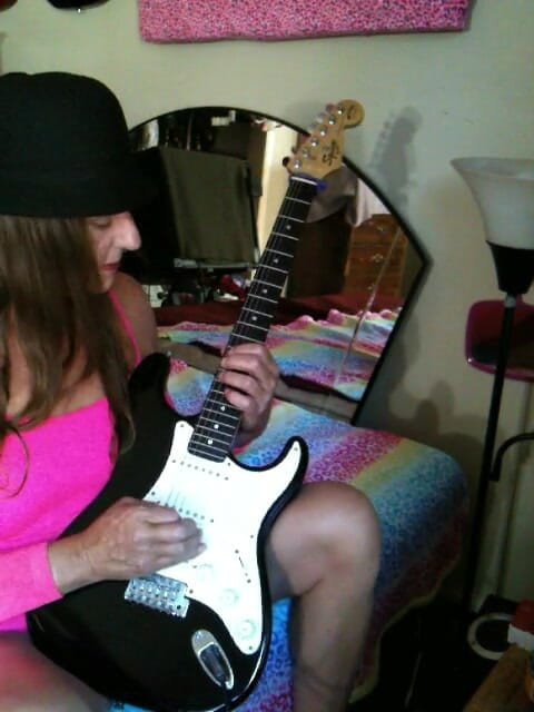 Lizzy Yum vintage and behind the scenes interviews: Lizzy Yum Vintage a V zákulisí 32