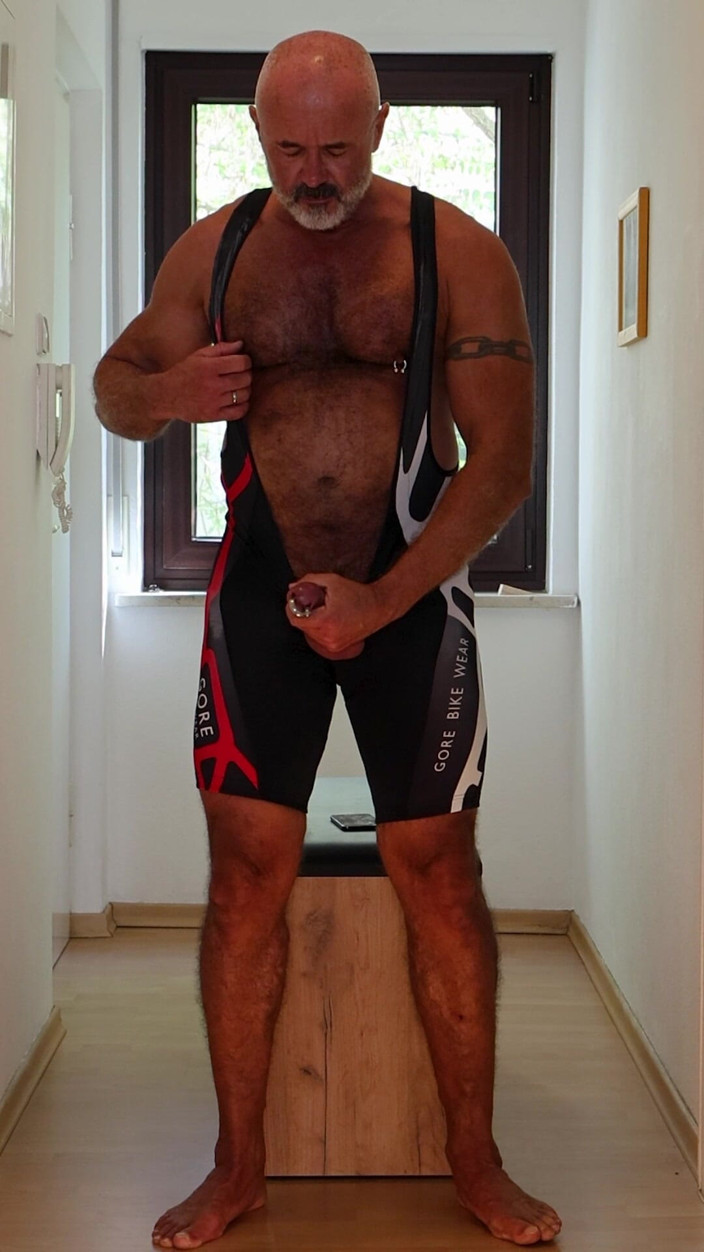 Mike Gross: Fun in Cycling Gear
