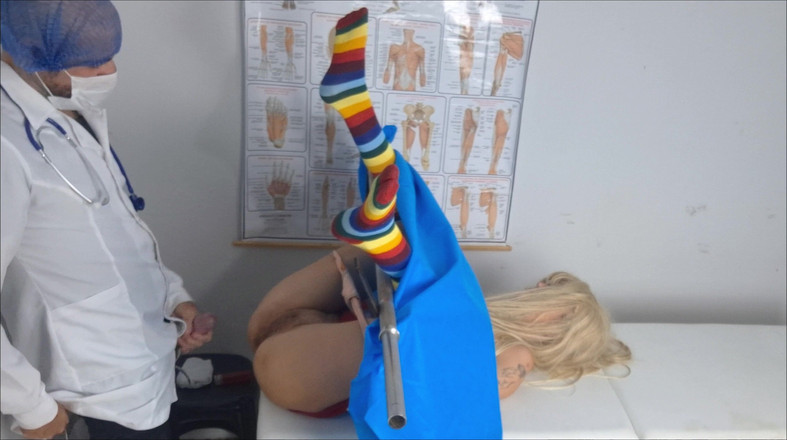 ksalnovinhos: Gynekolog nemohl vznést vagínu pacienta!