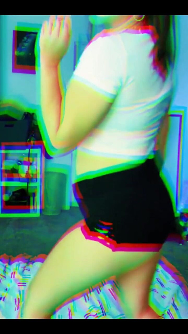 304214549 (Alli Anderson)