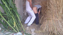 MHM: Старик убеждает свою горничную заняться сексом с ним