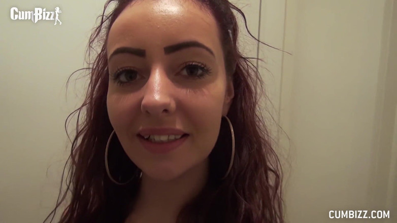 Cumbizz: Teen bambi dutch never seen so much cum in her...