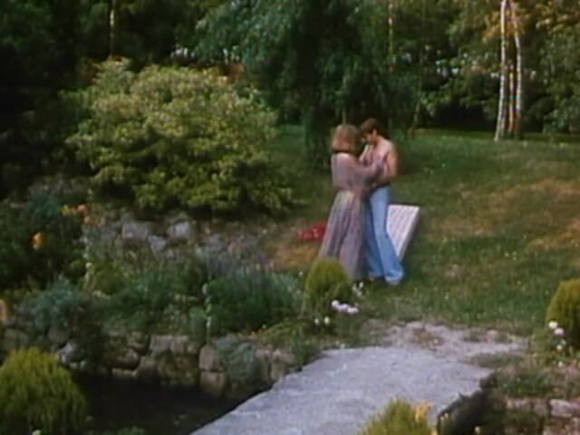European Classics: Scène 4 : « Secrétaire Sans Culotte » (1979) - Clip X classique