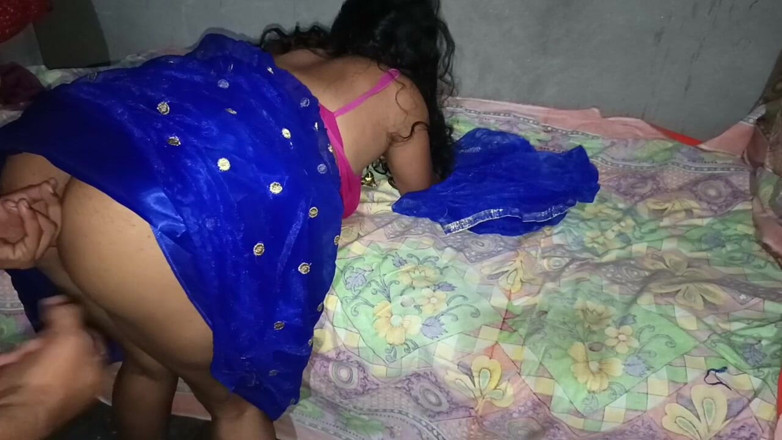 Savita5343: Devar Ne Mujhe Kapde Change Karte Huwe Dekh Liya or...