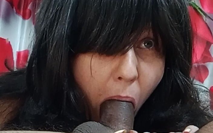 Bolly Karma: Menyepong penisku membuatnya bahagia.