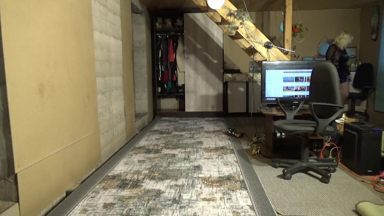 RedRoseRus: Culo Grande Con Medias Bajo La Falda