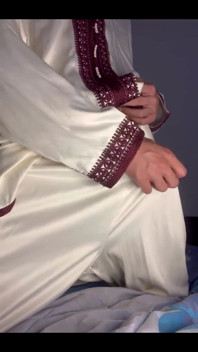 Gruby arabski kutas