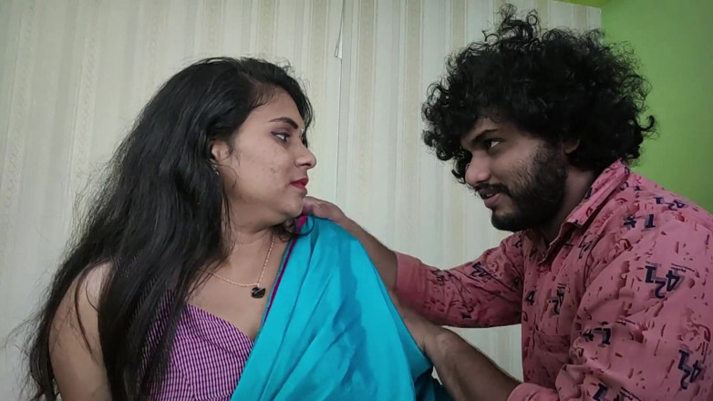 Vaigavarun45: Loại bỏ Saree và lãng mạn nóng bỏng với tình...