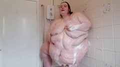 SSBBWLadyBrads: SSBBW hra s břichem v koupelně a hra ve sprše
