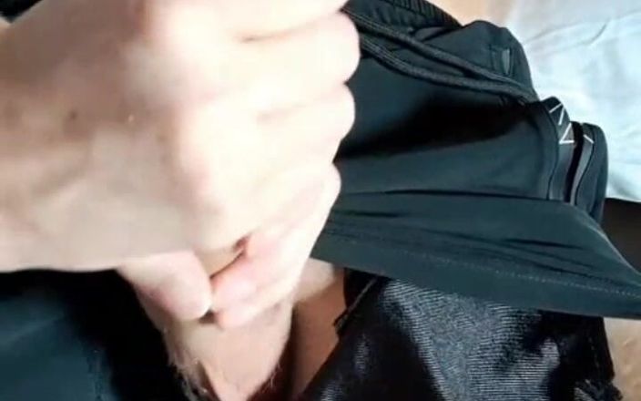 SkinnyWithAHugeDick: 그녀의 작은 손은 내가 부드러운에서 거대한 진짜 빨리 갈 수 있도록