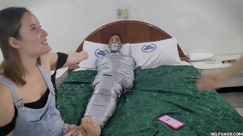 Selfgags femdom bondage: 펨돔 복수: 바람피는 남친 미라, 여자친구 호그티드