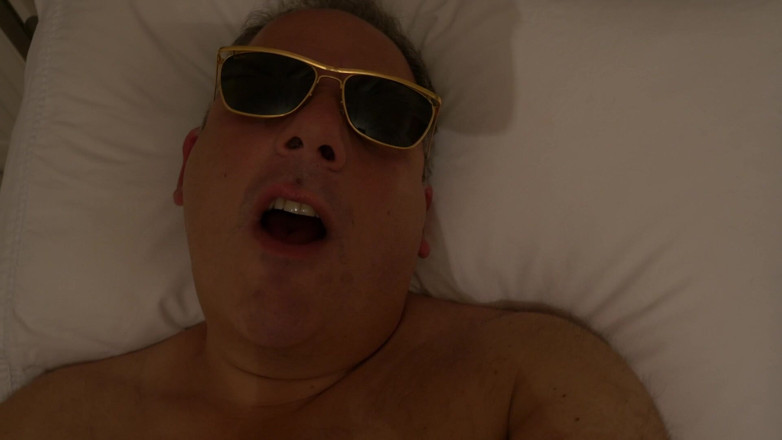 George Rex Solo: POV nacktes wichsen im bett Mit Sonnenbrille und gucken