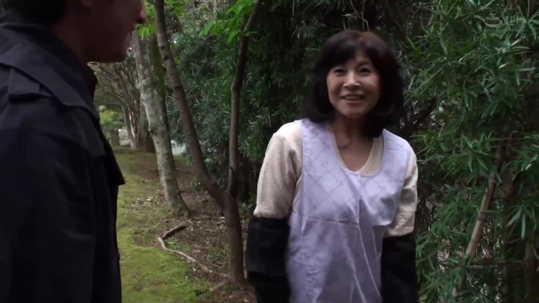 Raptor Inc: These 12 Mature Babes Are Too Cute! Their Mannerisms and Smiles...