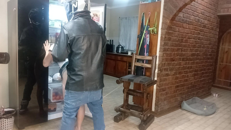 18blondteen: Keukenseks met motorrijder