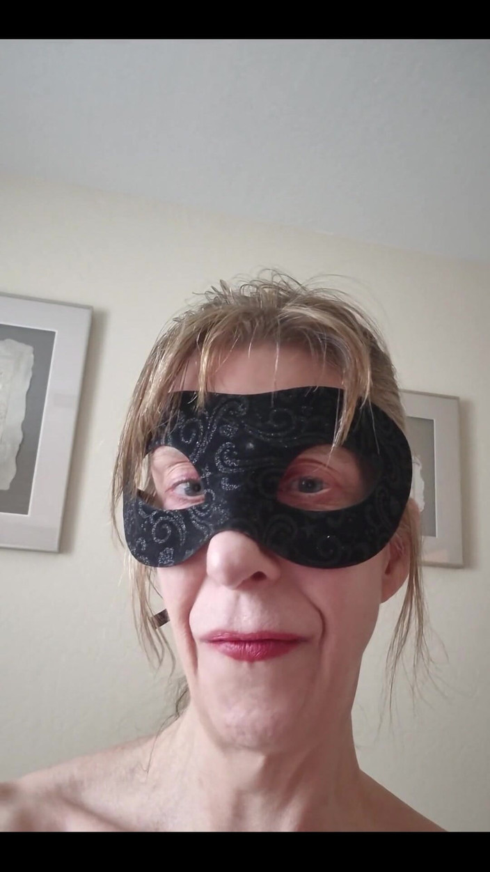 SilkNSin: Mature Masked