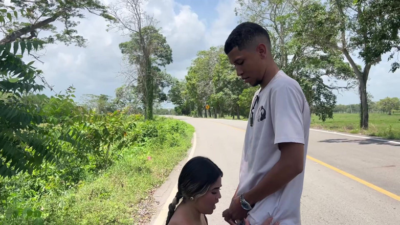 Yohamedi: Adik tiri bikin dia pengen banget nyepong kontol di jalanan...