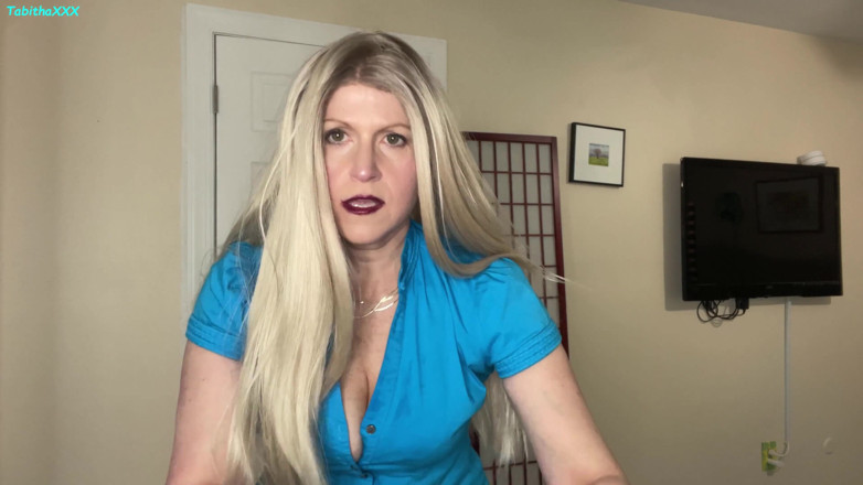 TabithaXXX: Seducción de impregnación de pantimedias de madrastra