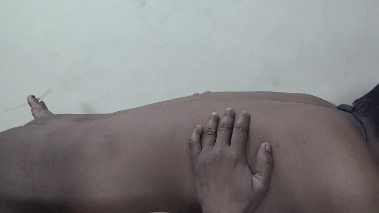 Desi Indian studio: Ehefrau, die ihren ehemann betrügt, fickt mit freund