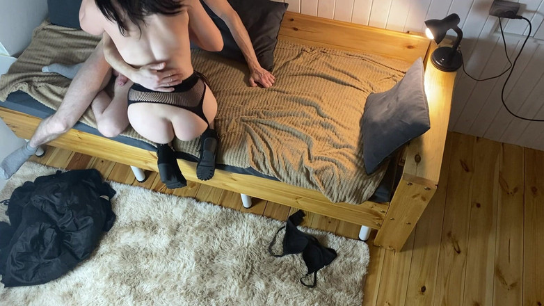 SweetAndFlow: Sladké šukání s děvkou v hotelovém pokoji