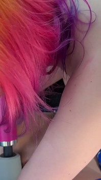 Aksi hot lesbian lily dan kitty yang saling satu sama lain