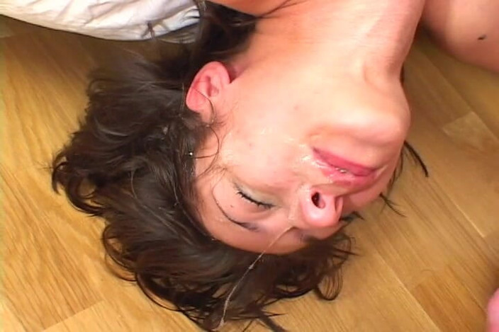 Nikky Thorne's Amateur Teen Casting: Wet and Young Amateur Girl Fucked at Audition - Bic 423