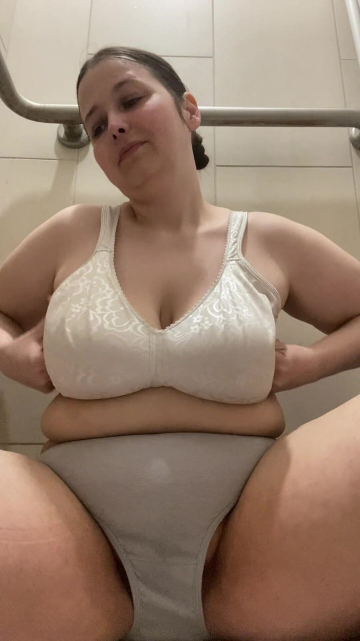 MissChrystalline: Masturbando enquanto fala sobre o que me excita