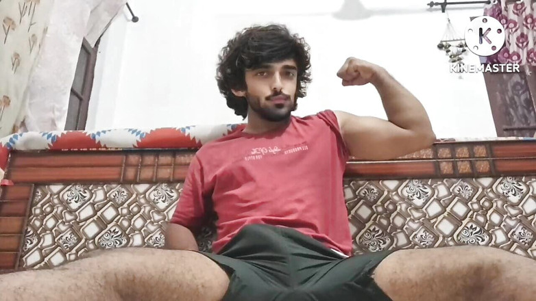 Desi__Panda: Pakistanischer süßer hintern, der dicken arsch zeigt, wollte, dass indien-schwanz...