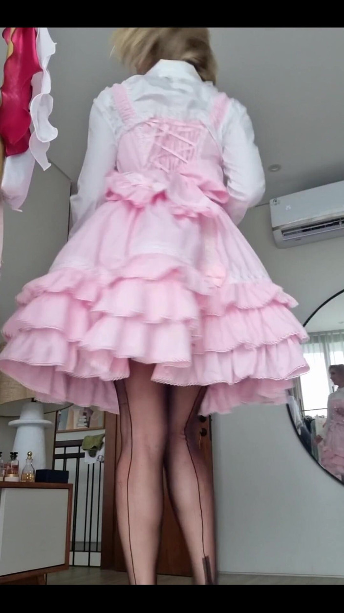 Angel The Dreamgirl: 熟女单人表演