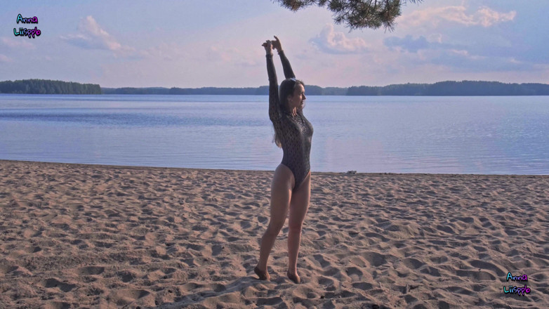 Anna Liisppb: Striptease on the Beach. Wet Body