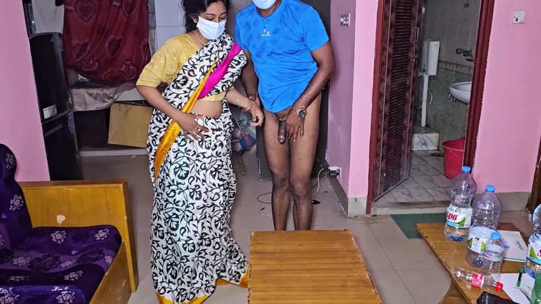 BD_Riya11: デシのガールフレンドのセックスビデオとインドのデシ