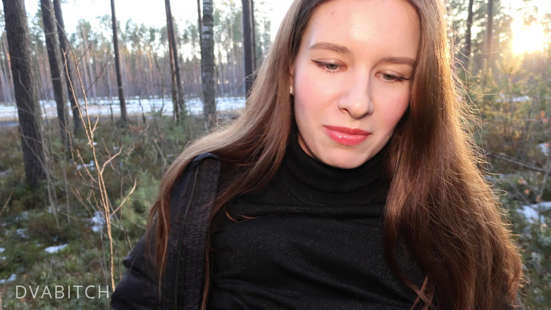 Dvabitch: A Quick Blowjob in the Woods and His Load in...