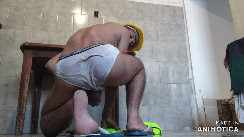 Stink HairyMale: Любительське задоволення від сечі