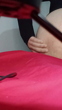 큰 엉덩이를 가진 남자