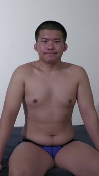 Japanse gespierde homo Kumao zonder condoom anale seks Azië