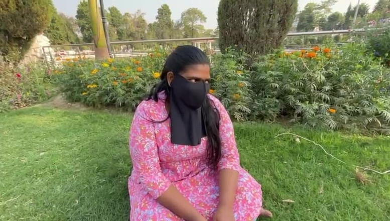 Allxcrator444: Un garçon séduit une fille et la laisse