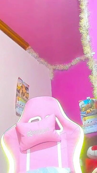 Párty masturbace, holčičko, potřebuji tady jazyk, mokrý nauštný dadd