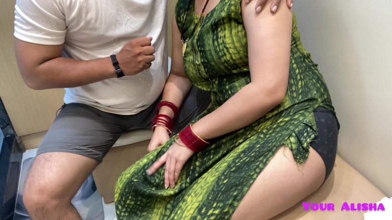 Your Alisha: Ma demi-sœur m’a baisée pendant la célébration de Rakhi
