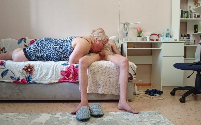 Zona901: Macocha ssie kutasa i dostaje spust w gardle