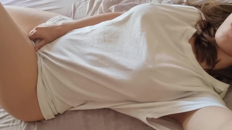 Holycandy: Ich bin jung und ich heiß